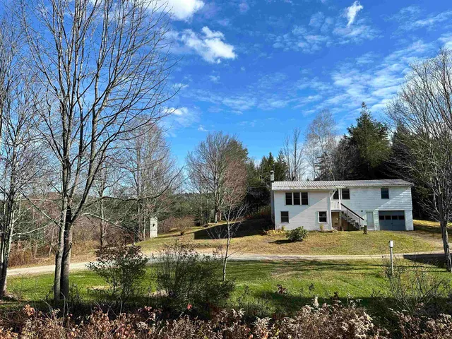 $295,000 | 70 Overlook Drive, Londonderry, VT 05148