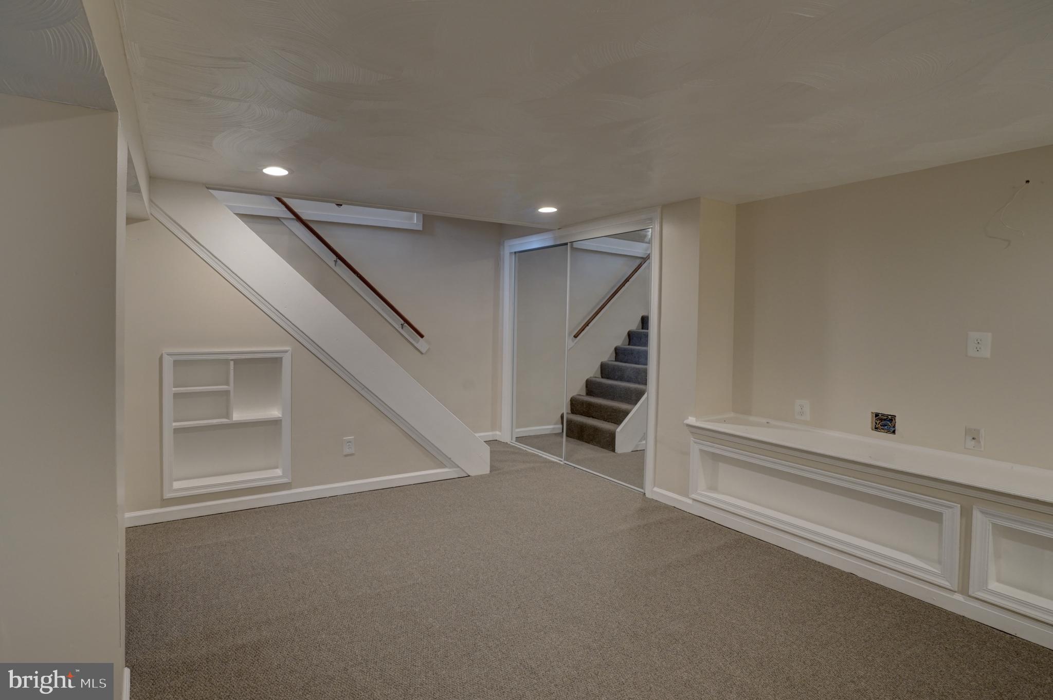 505 Brisbane Road Baltimore, MD 21229 - Photo 4 of 34