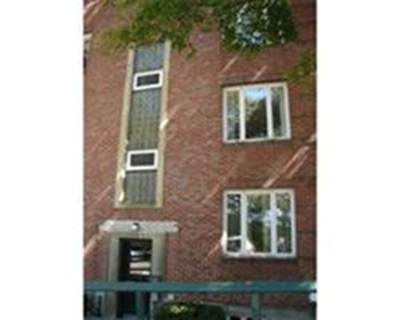 42 Dean Road, Unit 1 Brookline, MA 02445 - Photo 2 of 7