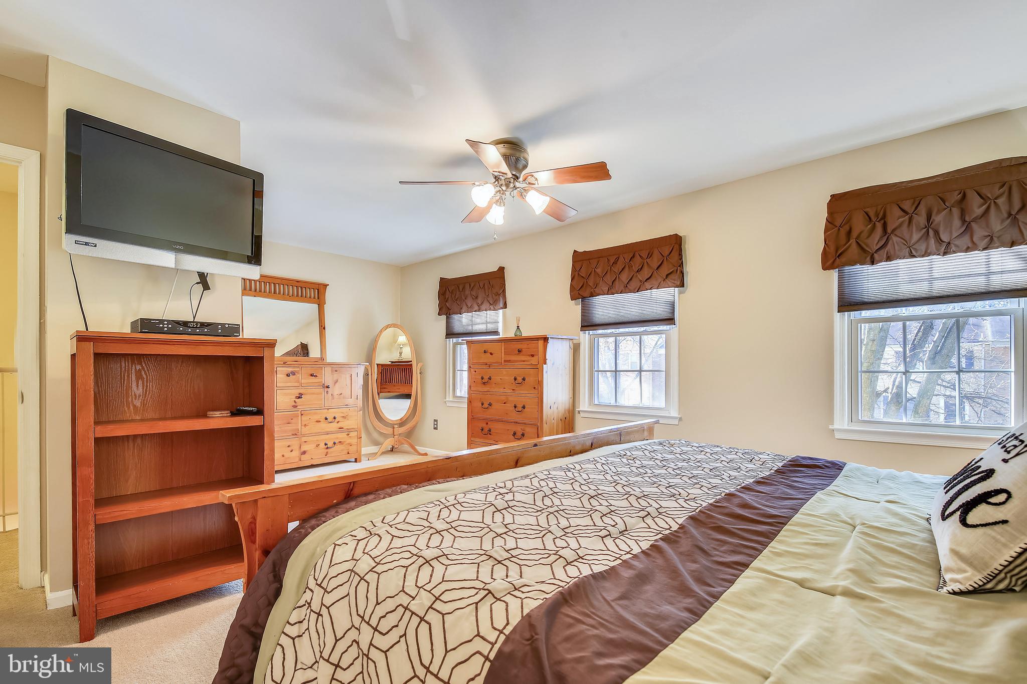 7920 Treeside Court Springfield, VA 22152 - Photo 18 of 31 Gallery Image 18