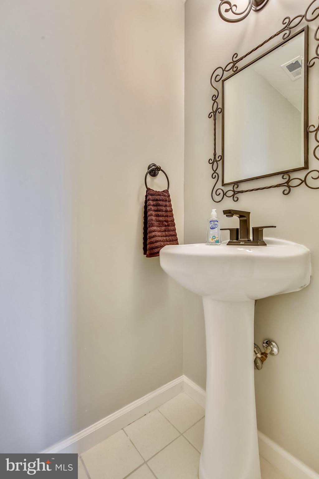 7920 Treeside Court Springfield, VA 22152 - Photo 26 of 31 Gallery Image 26
