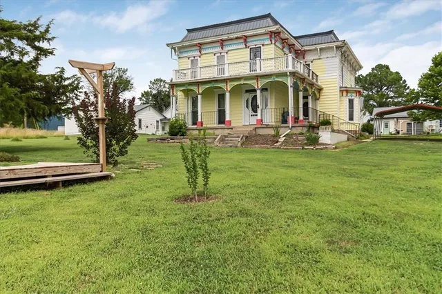 $598,000 | 1057 Northeast 75, Knob Noster, MO 65336