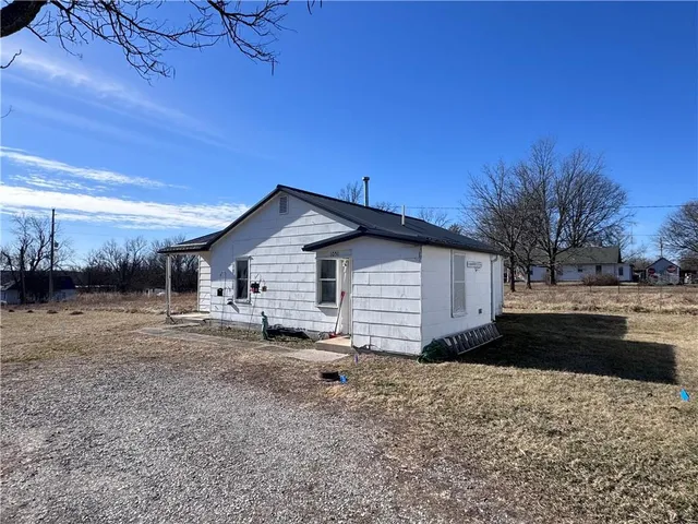 $598,000 | 1057 Northeast 75, Knob Noster, MO 65336