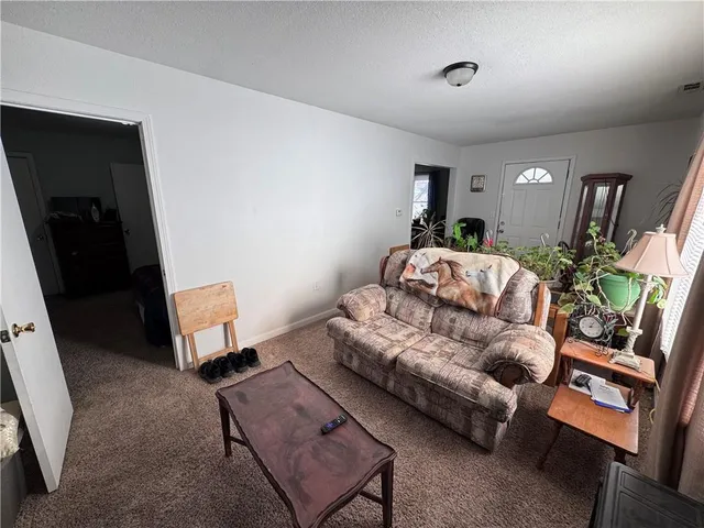 $598,000 | 1057 Northeast 75, Knob Noster, MO 65336