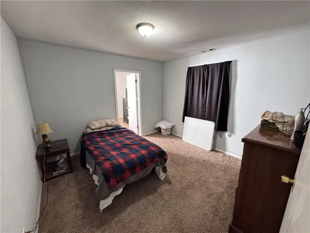 $598,000 | 1057 Northeast 75, Knob Noster, MO 65336