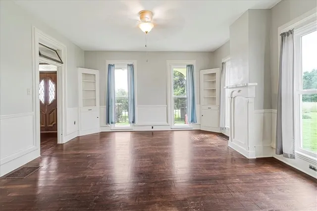 $598,000 | 1057 Northeast 75, Knob Noster, MO 65336