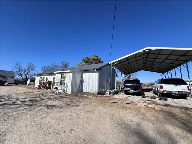 $598,000 | 1057 Northeast 75, Knob Noster, MO 65336