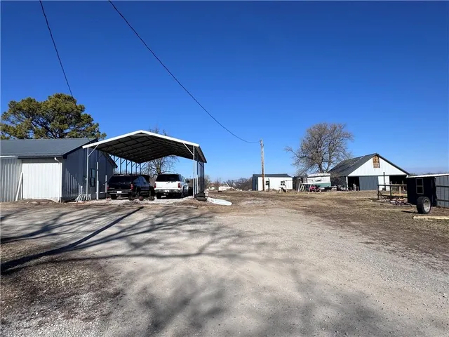 $598,000 | 1057 Northeast 75, Knob Noster, MO 65336