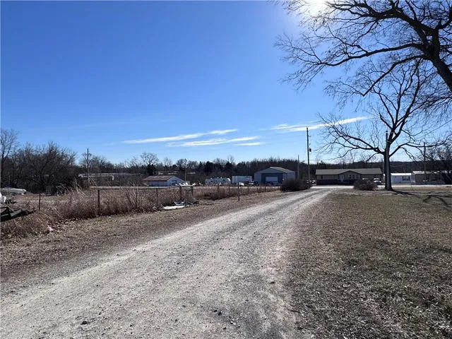 $598,000 | 1057 Northeast 75, Knob Noster, MO 65336