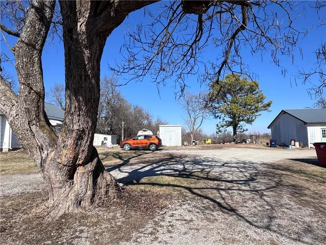 $598,000 | 1057 Northeast 75, Knob Noster, MO 65336