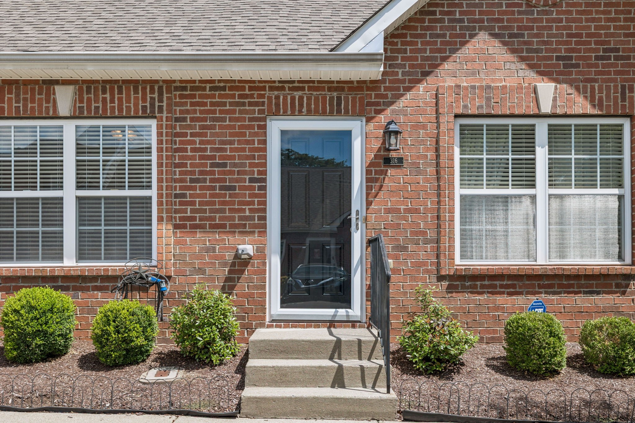 1101 Downs Boulevard, Unit 316 Franklin, TN 37064 - Photo 3 of 26 front view of a house
