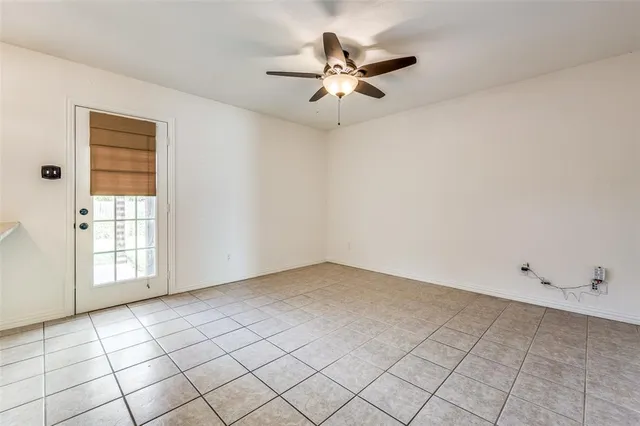$2,250 | 4762 North Colony Boulevard, The Colony, TX 75056