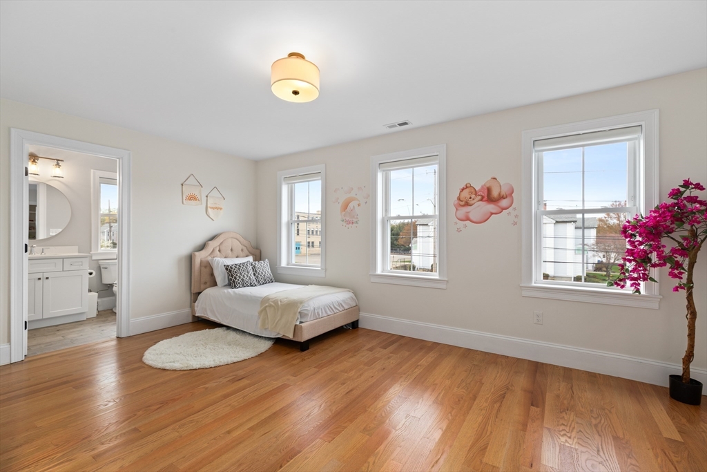 148 Main Street Waltham, MA 02453 - Photo 20 of 39