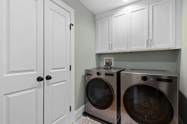 $1,899,000 | 148 Main Street, Waltham, MA 02453