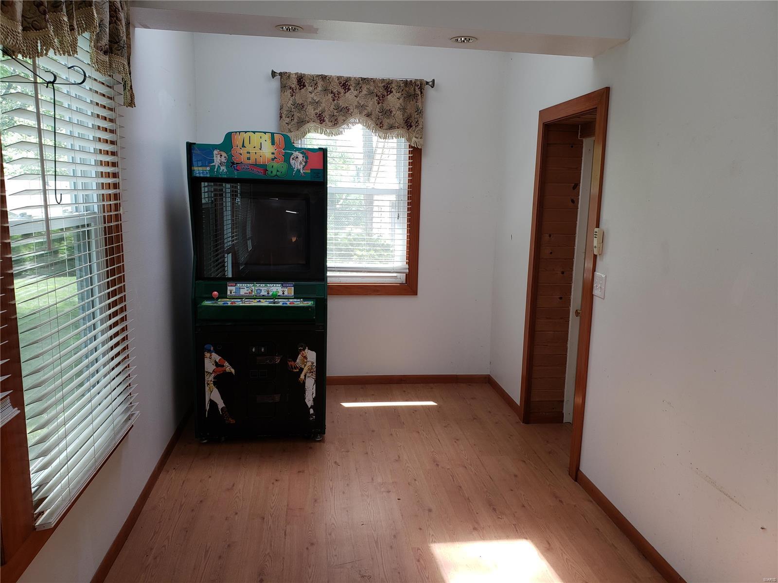 823 Schwarz Road Edwardsville, IL 62025 - Photo 14 of 62 Gallery Image 14