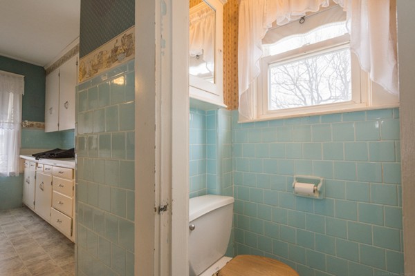 50 Coolidge Road Worcester, MA 01602 - Photo 17 of 30 Gallery Image 17