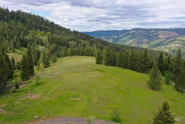 $549,000 | 673 Neighbors Lane, Orofino, ID 83544