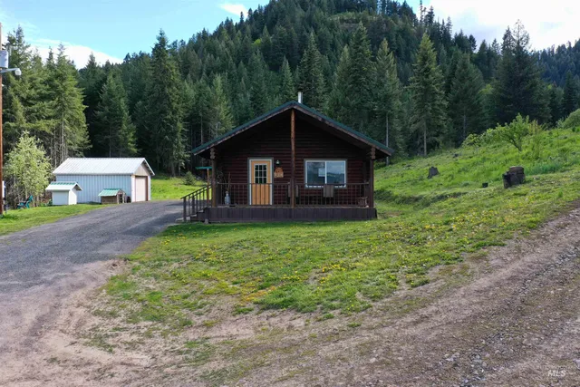 $549,000 | 673 Neighbors Lane, Orofino, ID 83544