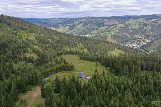 $549,000 | 673 Neighbors Lane, Orofino, ID 83544