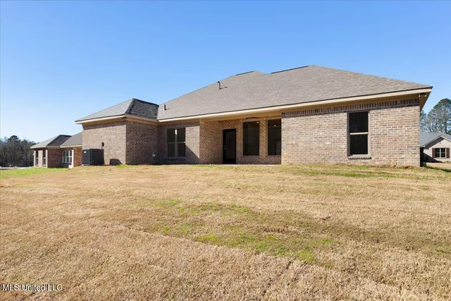$315,620 | 209 Anderson Oaks Drive, Pearl, MS 39208