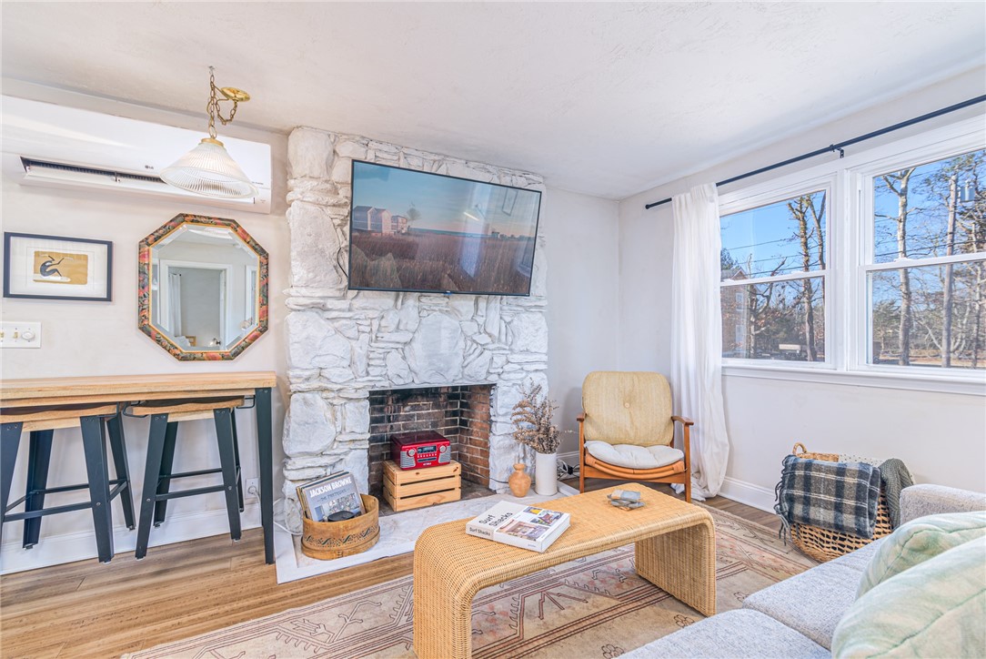 46 Willow Road Charlestown, RI 02813 - Photo 6 of 31