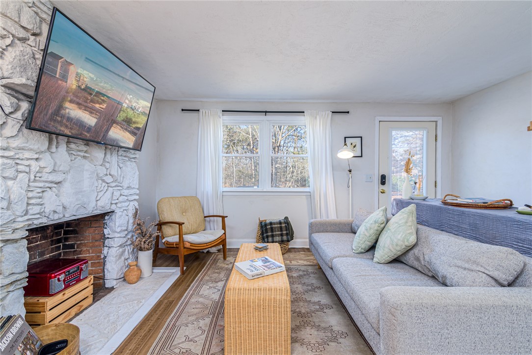 46 Willow Road Charlestown, RI 02813 - Photo 7 of 31