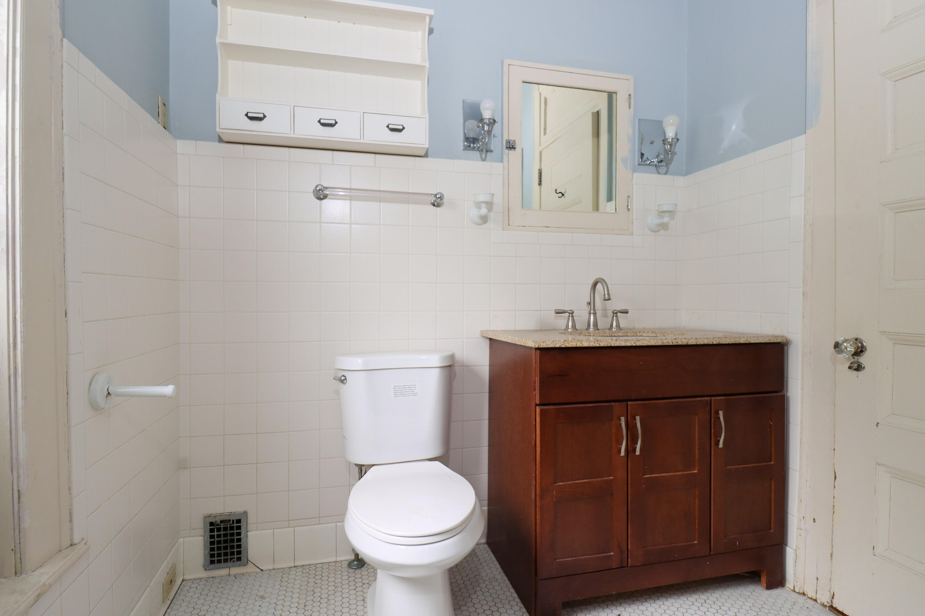 116 10th Street Racine, WI 53403 - Photo 20 of 44 116 10th St Racine