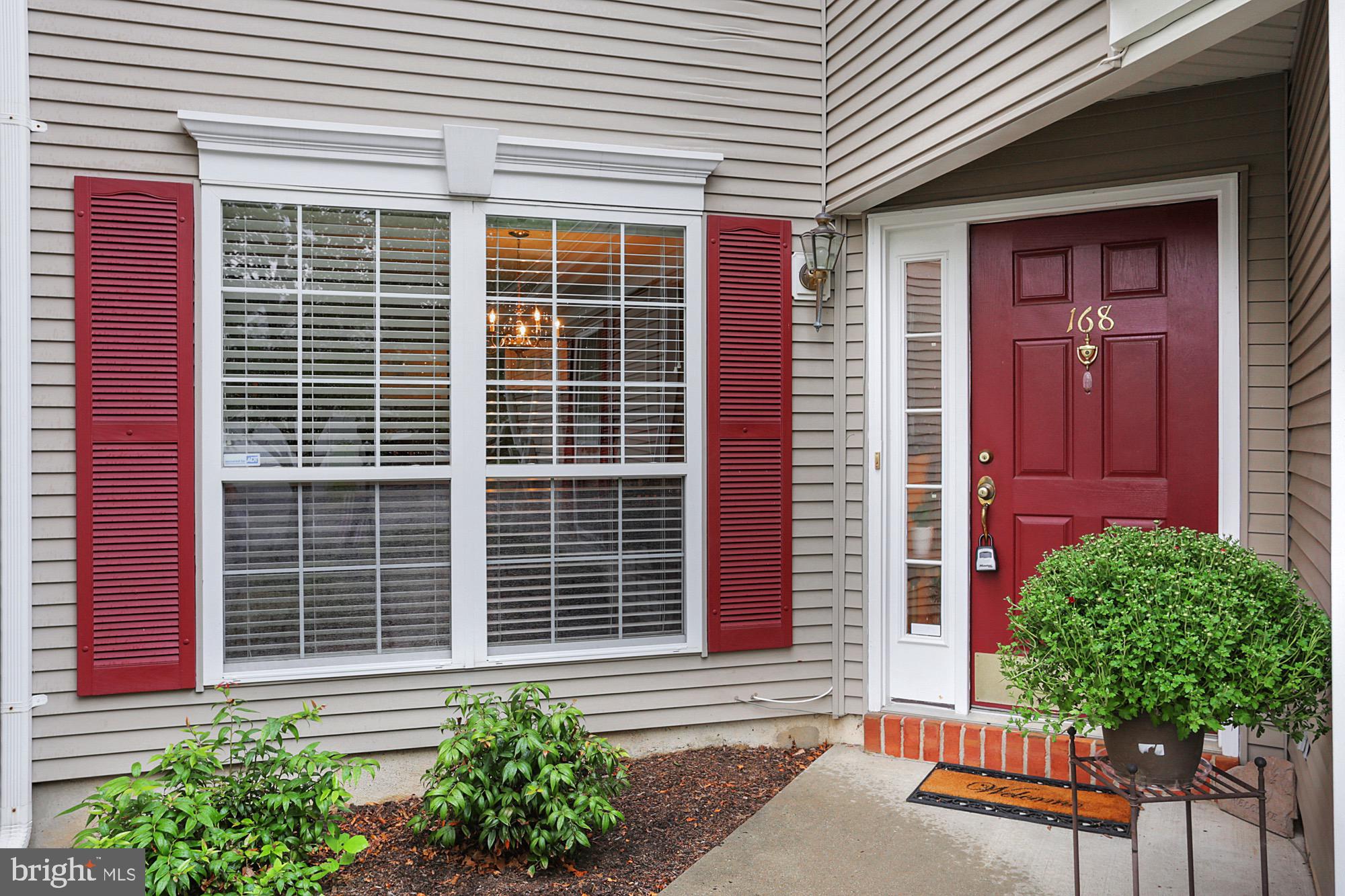 168 Coburn Road Pennington, NJ 08534 - Photo 4 of 10 Gallery Image 4