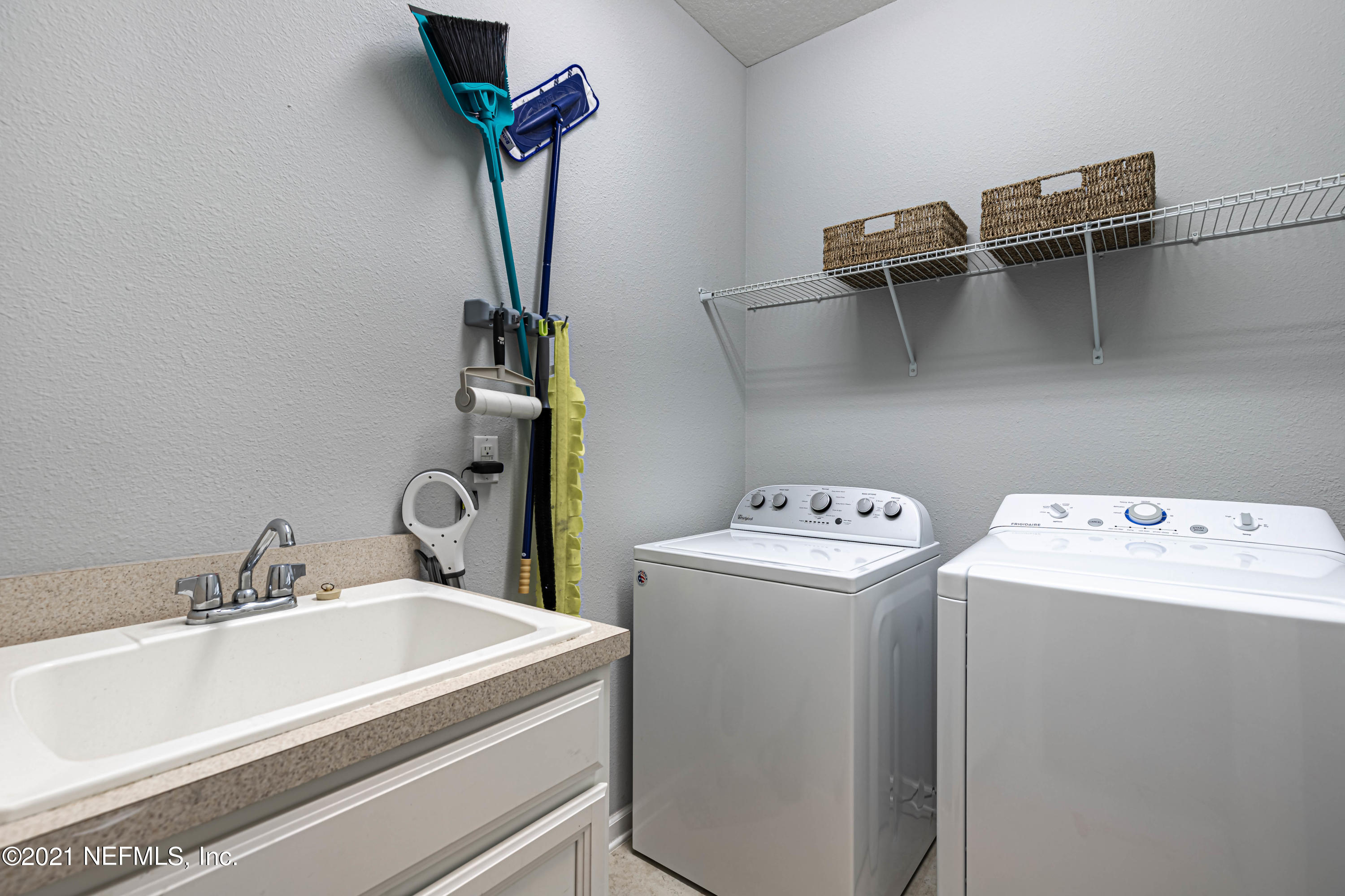 185 Antilles Road St. Augustine, FL 32092 - Photo 31 of 44 28 Laundry
