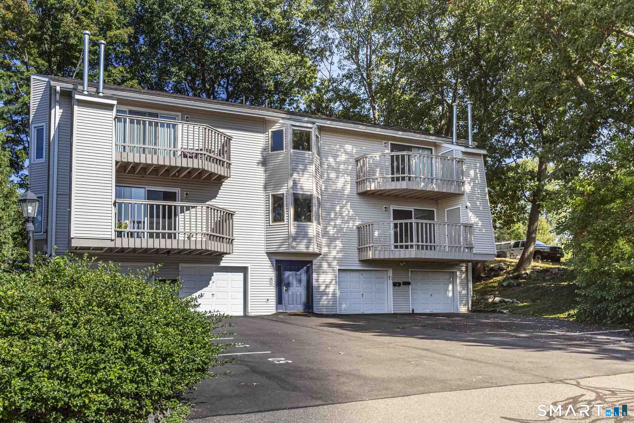 60 Overlook Avenue, Unit 60 Fairfield, CT 06824 - Photo 34 of 36 Gallery Image 34
