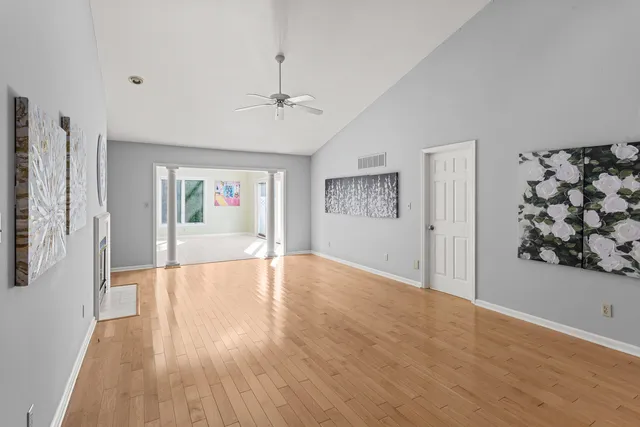 $2,400 | 2410 Stillwater Drive, Champaign, IL 61821