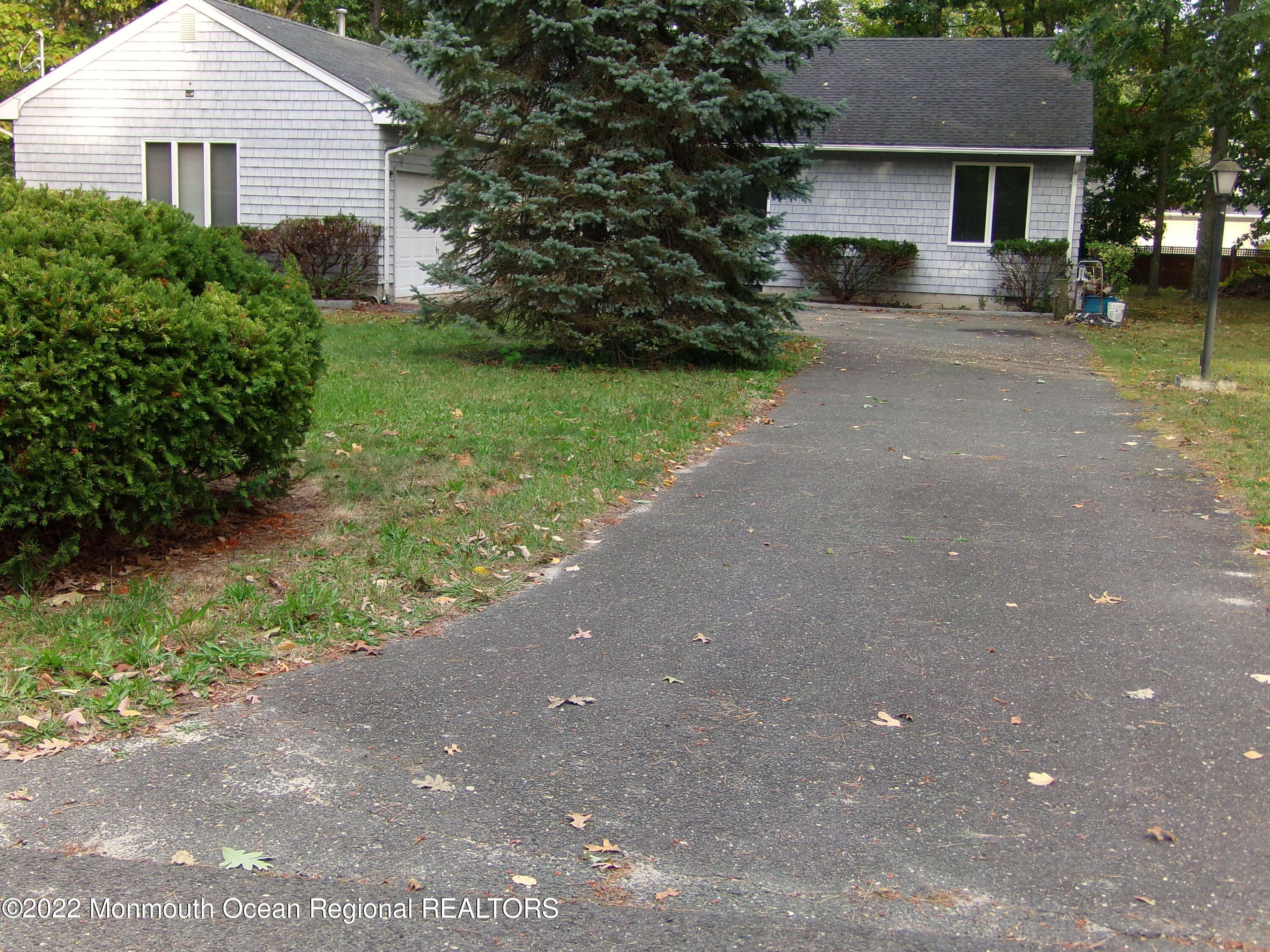 27 Davos Road Brick, NJ 08724 - Photo 3 of 65 GEDC1041
