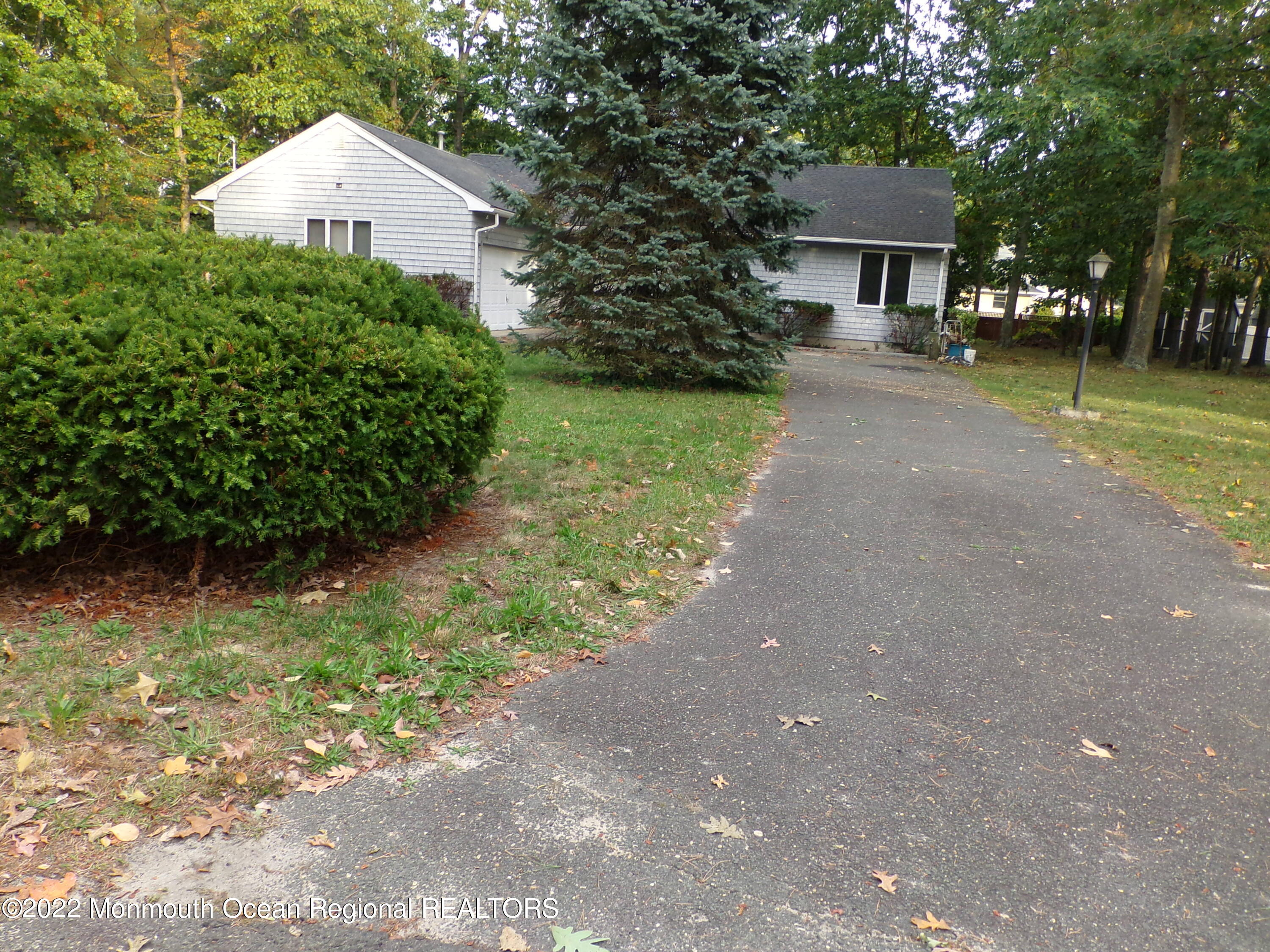 27 Davos Road Brick, NJ 08724 - Photo 4 of 65 GEDC1043