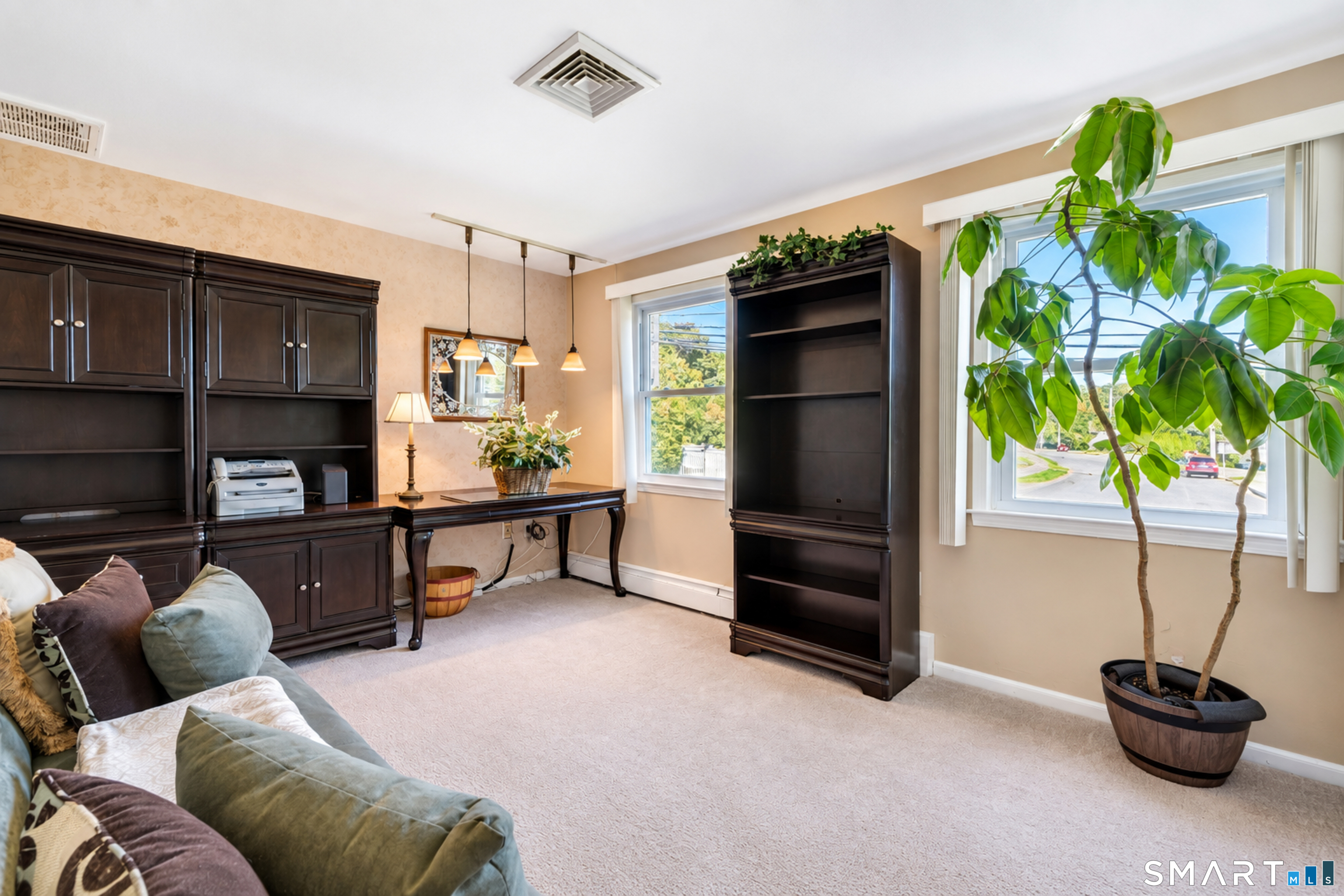 153 Cook Hill Road Wallingford, CT 06492 - Photo 16 of 37 Gallery Image 16