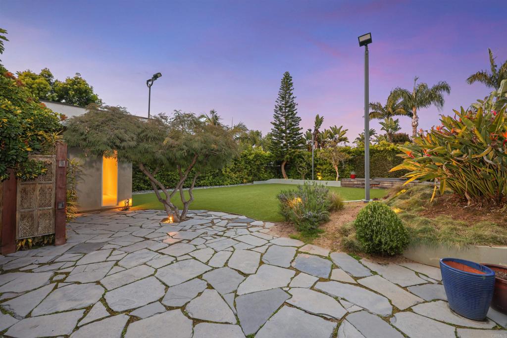 3312 James Drive Carlsbad, CA 92008 - Photo 26 of 41