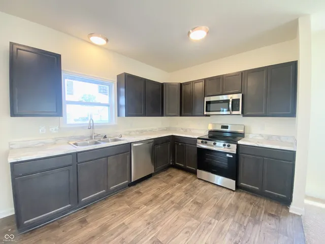 $277,500 | 2021 Sandhill Drive, Seymour, IN 47274