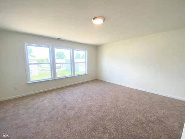 $277,500 | 2021 Sandhill Drive, Seymour, IN 47274