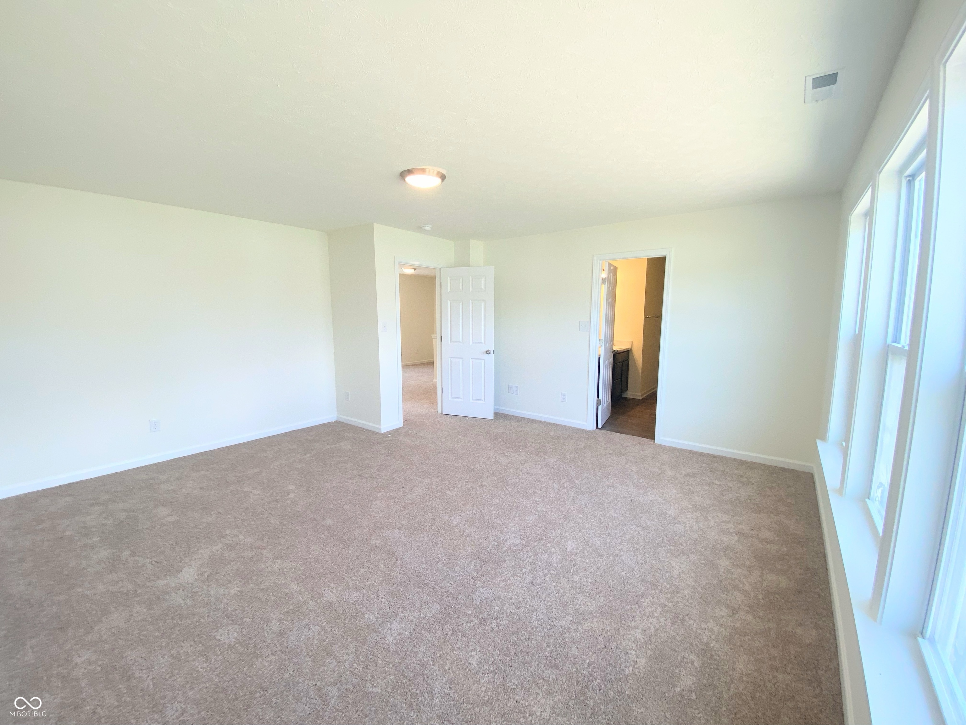 2021 Sandhill Drive Seymour, IN 47274 - Photo 22 of 37