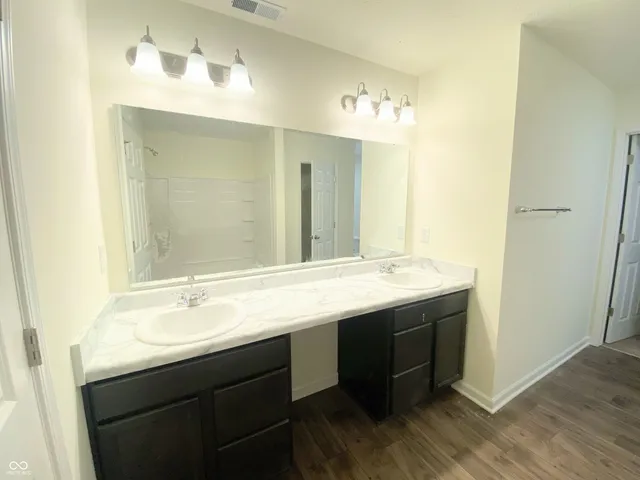 $277,500 | 2021 Sandhill Drive, Seymour, IN 47274