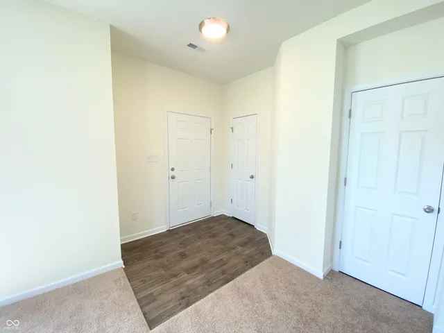 $277,500 | 2021 Sandhill Drive, Seymour, IN 47274