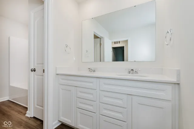 $320,000 | 572 Garrow Drive, Westfield, IN 46074