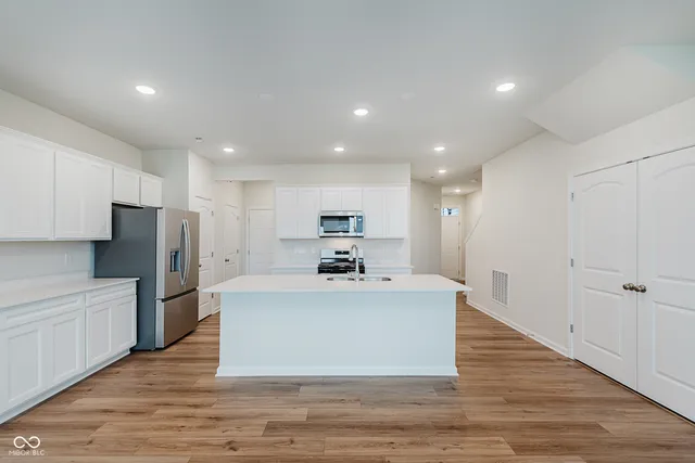 $320,000 | 572 Garrow Drive, Westfield, IN 46074