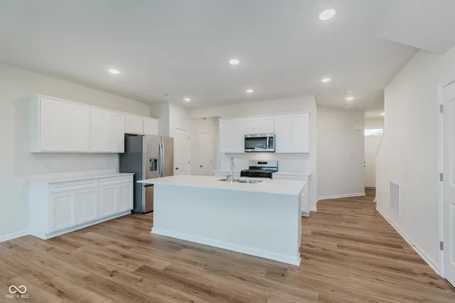 $320,000 | 572 Garrow Drive, Westfield, IN 46074