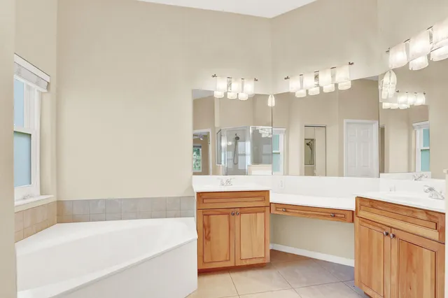 $4,900 | 15096 76th Trail North, Palm Beach Gardens, FL 33418