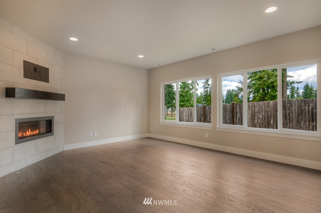 4424 215th Place Southeast, Unit CT 24 Bothell, WA 98021 - Photo 4 of 22 Gallery Image 4