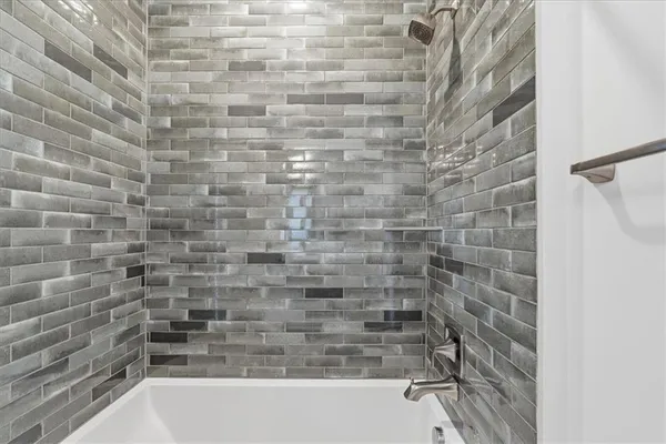 $1,069,990 | 291 McMurray Road, Pittsburgh, PA 15241