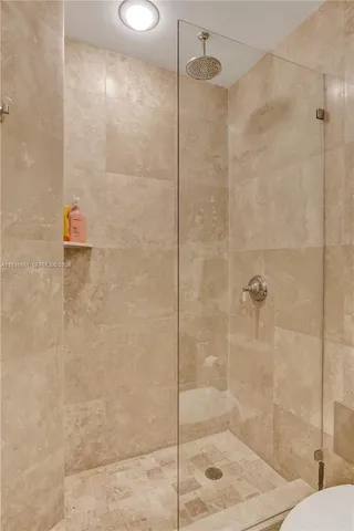 $5,000 | 3180 South Ocean Drive, Unit 1709, Hallandale Beach, FL 33009