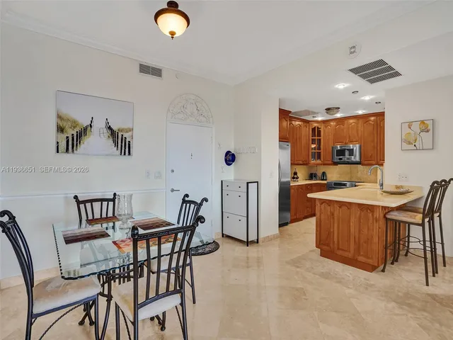 $5,000 | 3180 South Ocean Drive, Unit 1709, Hallandale Beach, FL 33009
