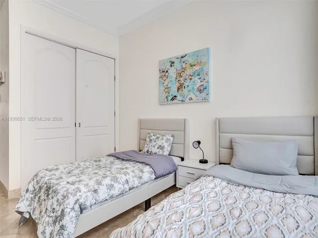 $5,000 | 3180 South Ocean Drive, Unit 1709, Hallandale Beach, FL 33009