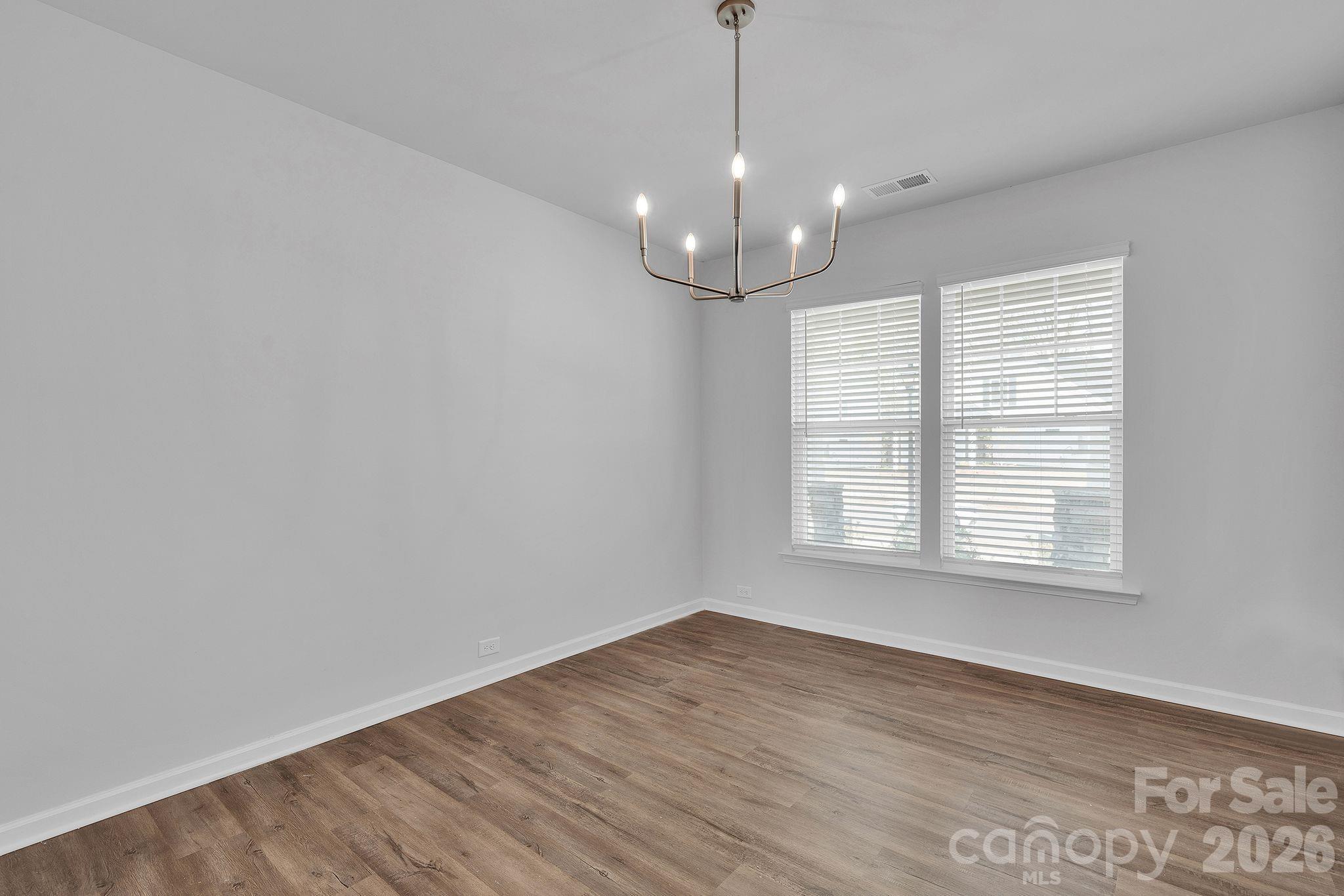 6409 Alanbrook Road Charlotte, NC 28215 - Photo 4 of 42